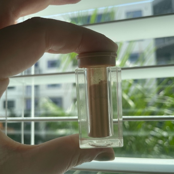 KKW Beauty Ultrabeam Highlight *Peach* - Picture 10 of 10